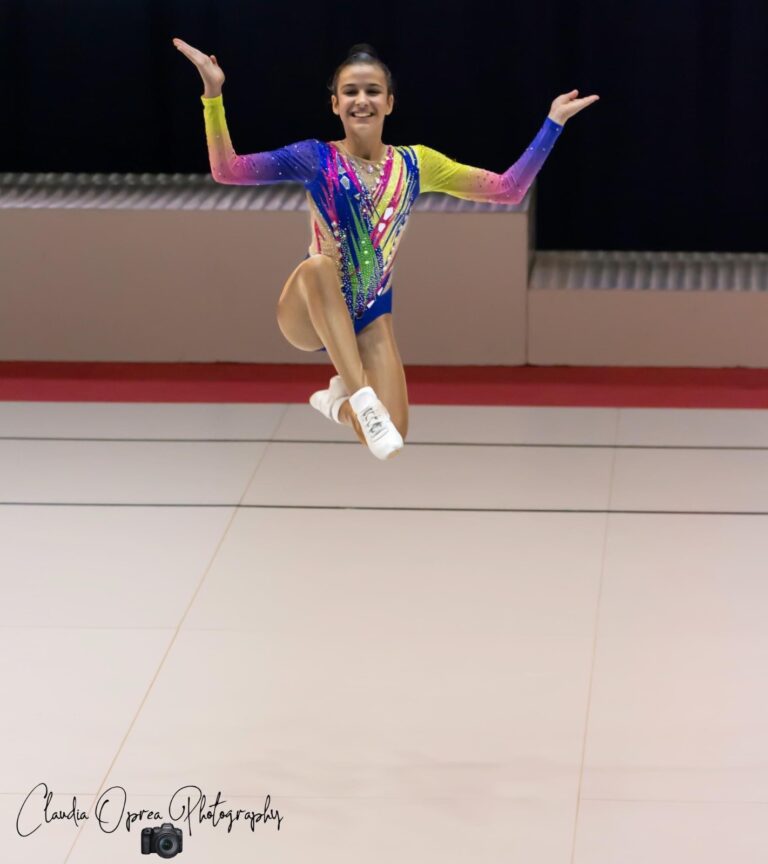 Andra Ionescu, gimnastă aerobică în lotul național de juniori al României